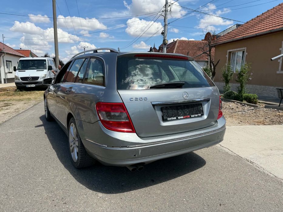 Mercedes Benz c200
