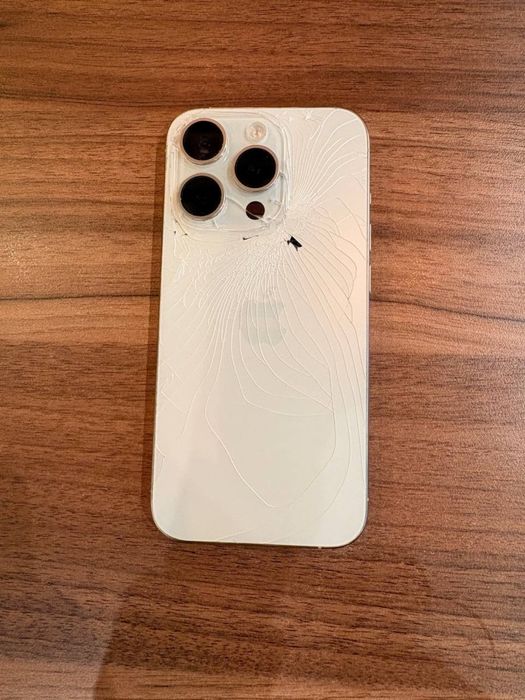 iPhone 15 Pro Белый 256ГБ ОКОНЧАТЕЛЬНАЯ ЦЕНА