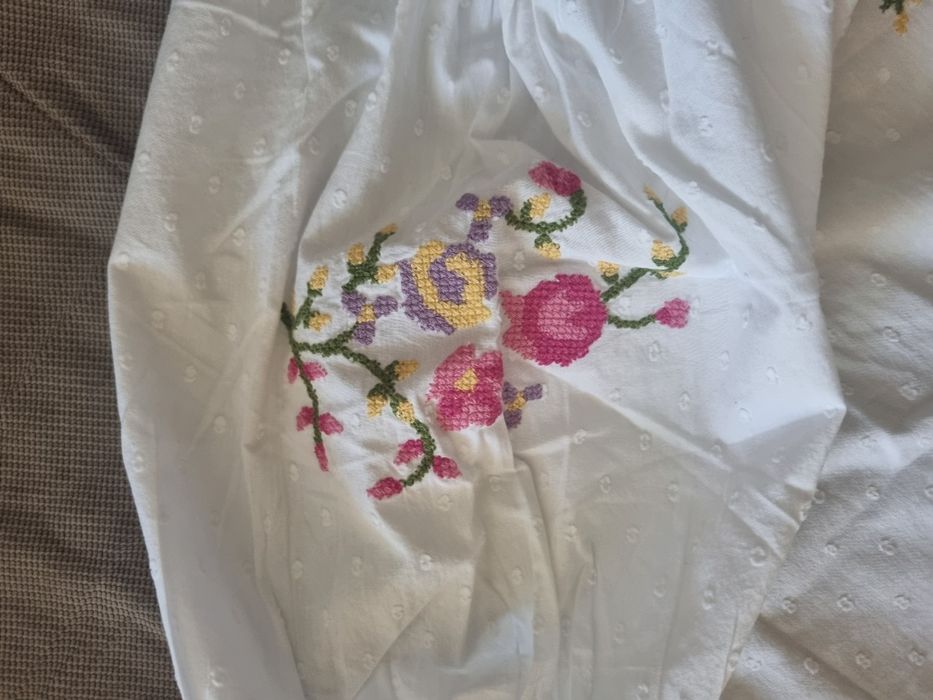 Cămașă Dama albă Brodata,  mărimea 40