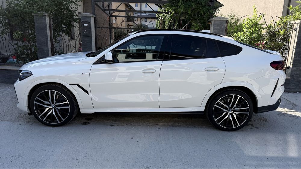 BMW X6 3.0 d  xDrive 10/2021 individual
