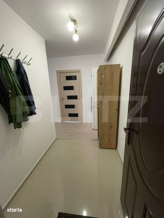 Apartament cu 3 camere, semidecomandat, mobilat si utilat, parcare, zo