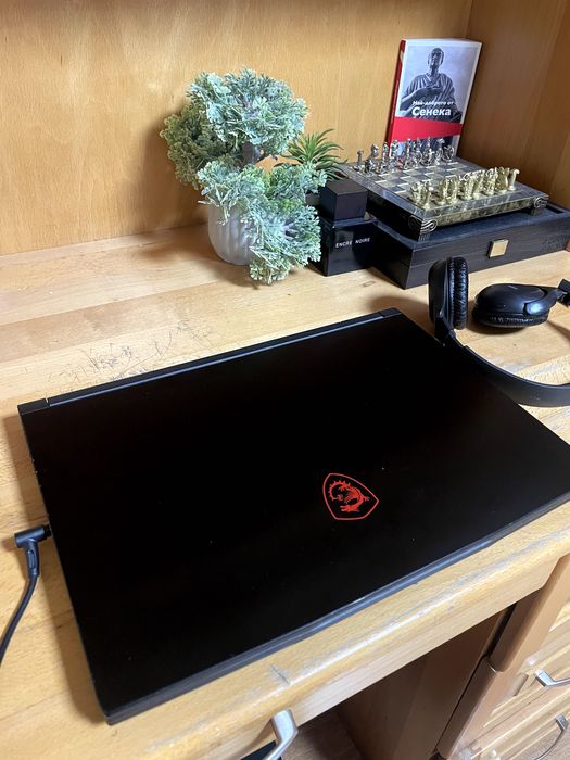 MSI GF63 Thin 11UC RTX 3050 + 8GB Ram + 1TB Hard disk