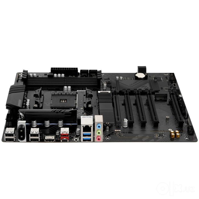 - Материнская плата MB Gigabyte AMD AM4 B550 EAGLE WIFI6 DDR4