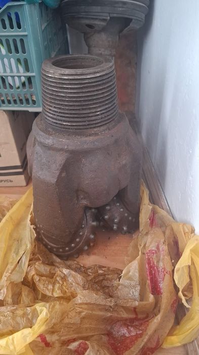 Продам долота шарошечное
