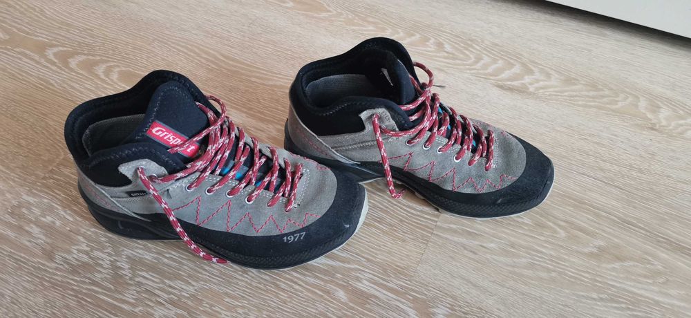 Туристически обувки Grisport, N 37