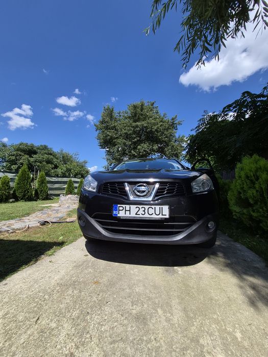 Vând nissan qashqai