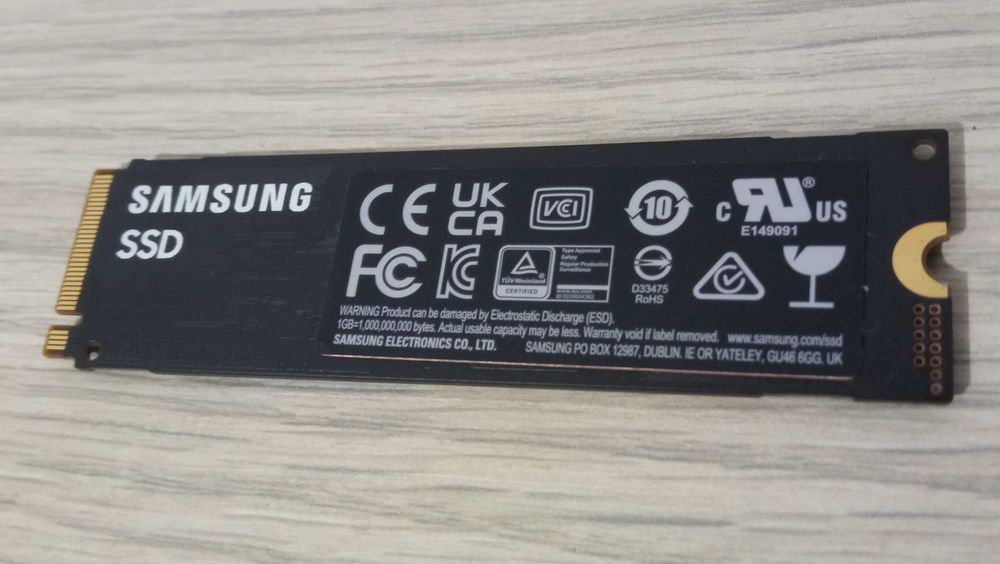 vand SSD SAMSUNG 1000GB 1TERRA 1TB SSD 980 NVME pci express M.2 SSD v-nand model MZ-V8V1T0 pentru DESKTOP si LAPTOP