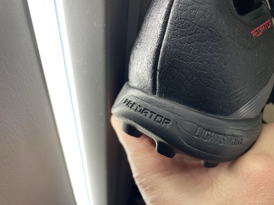 Сороконожки Адидас Adidas 40-41 размер