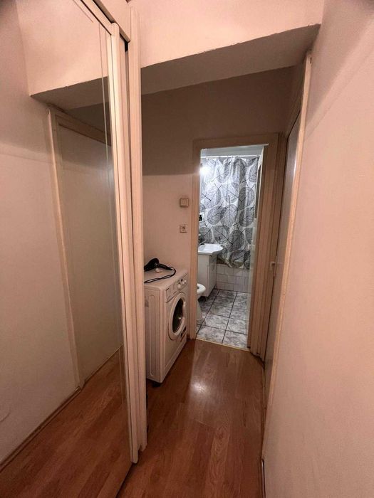Proprietar, vând apartament cu 3 camere, str. Calea București, cartier Astra, Brașov