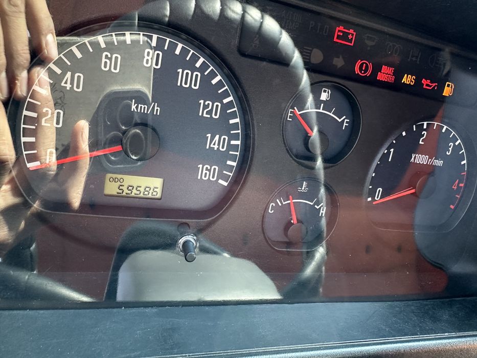 Isuzu samosval 2022