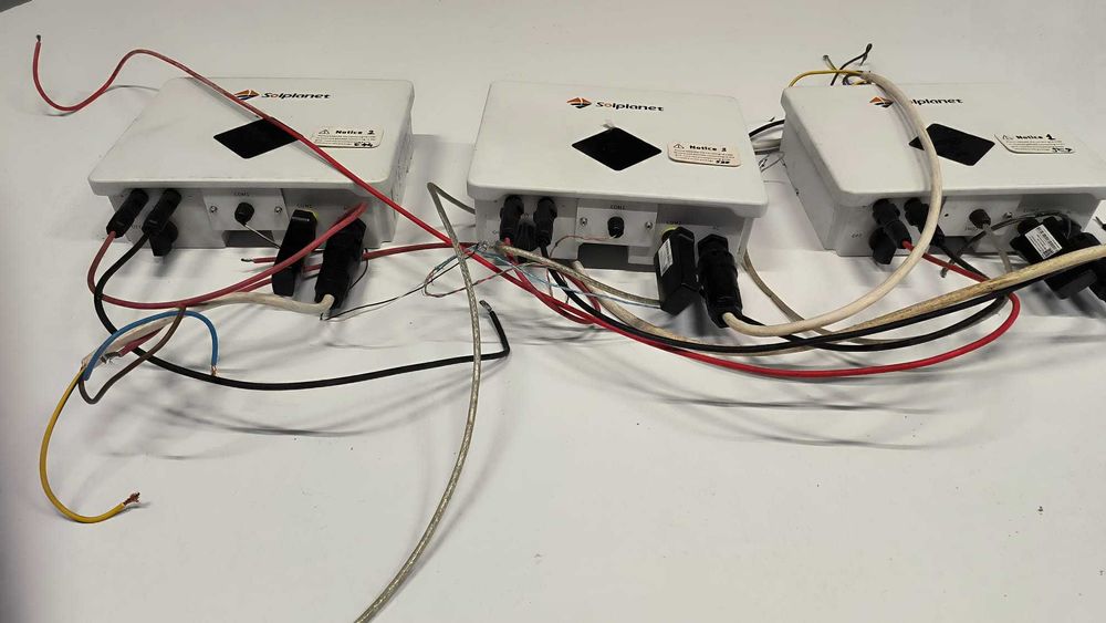 Invertor monofazic Solplanet