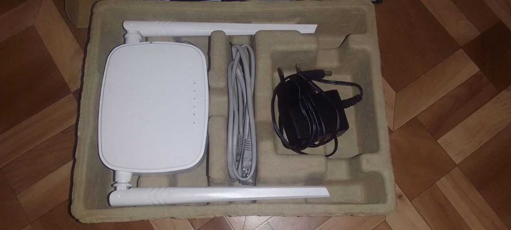 Роутер Tenda N301