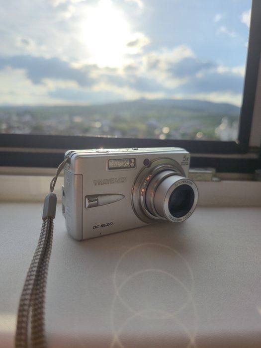 Camera Foto Digital Traveler DC 8500 + Docking Station și cabluri NOI
