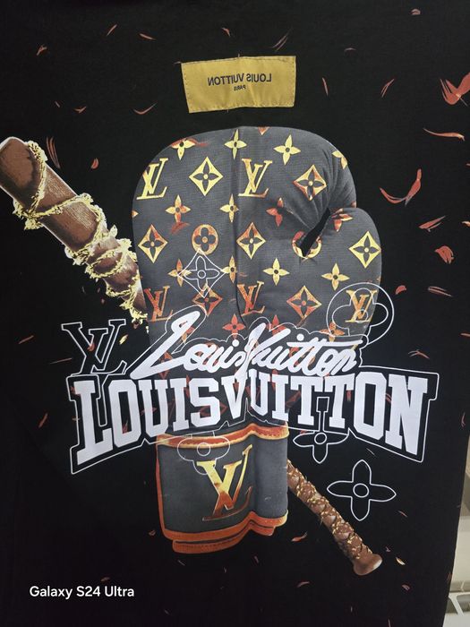 2 тениски за продан