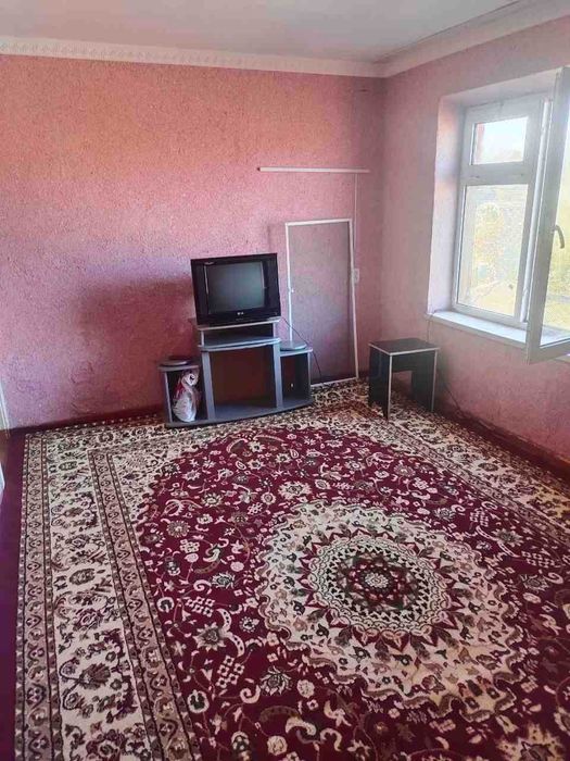 Квартира 2/4/4 г. Чирчик, Нижний.
