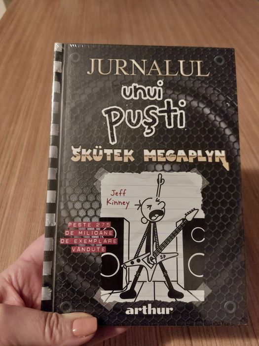 ,,Jurnalul unui pusti" vol 17, nouă, în folie