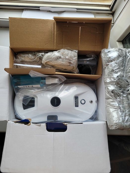 Продам робот мойщик окон