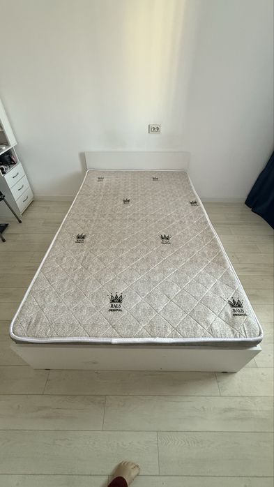 Кровать 120*200 с матрасом торг есть цена 30к3