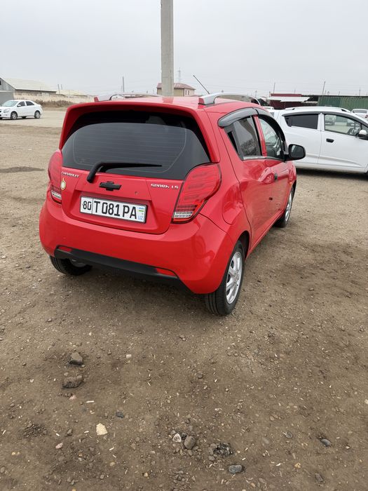 Spark tezda sotiladi