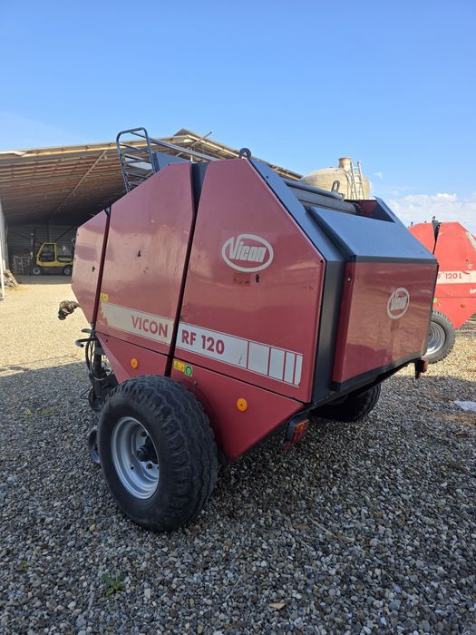 Presa de balotat balotiera rotunda vicon rf 120