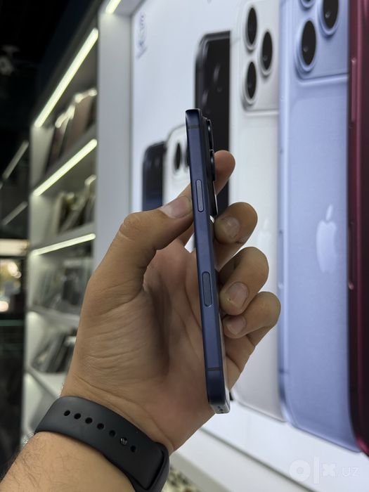 Iphone14pro max 17pro max korpusiga takilgan!