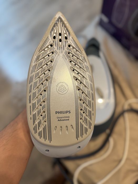 Statie de calcat Philips seria 6000 ca nou