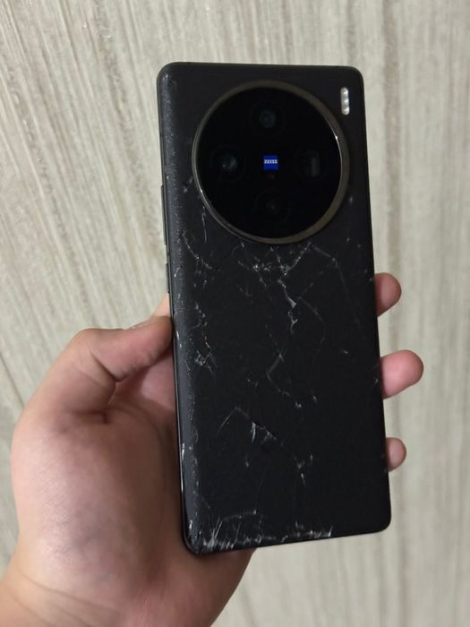 Продам vivo x100 512/16