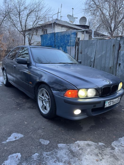 Бмв е39  1998 год