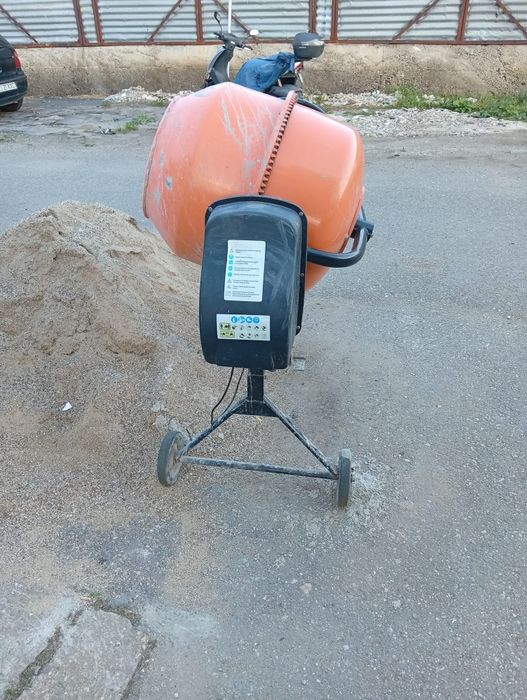 Betoniera 180 litri
