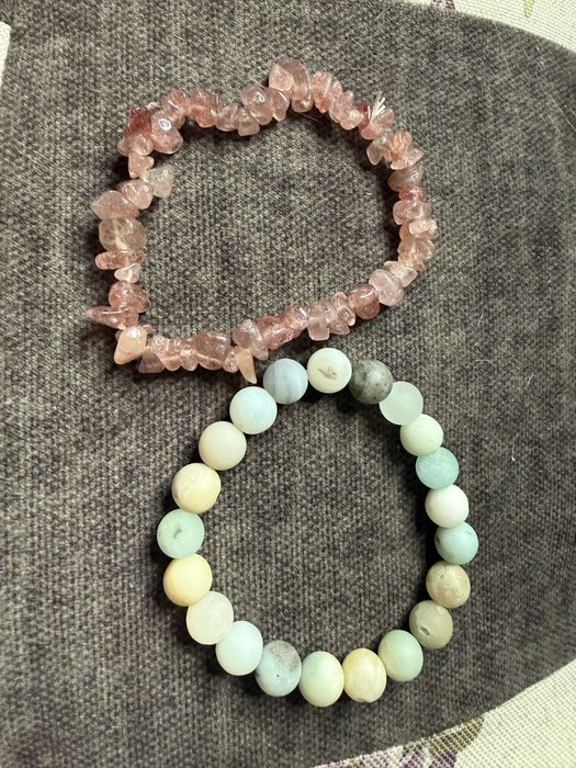 Браслеты из камней