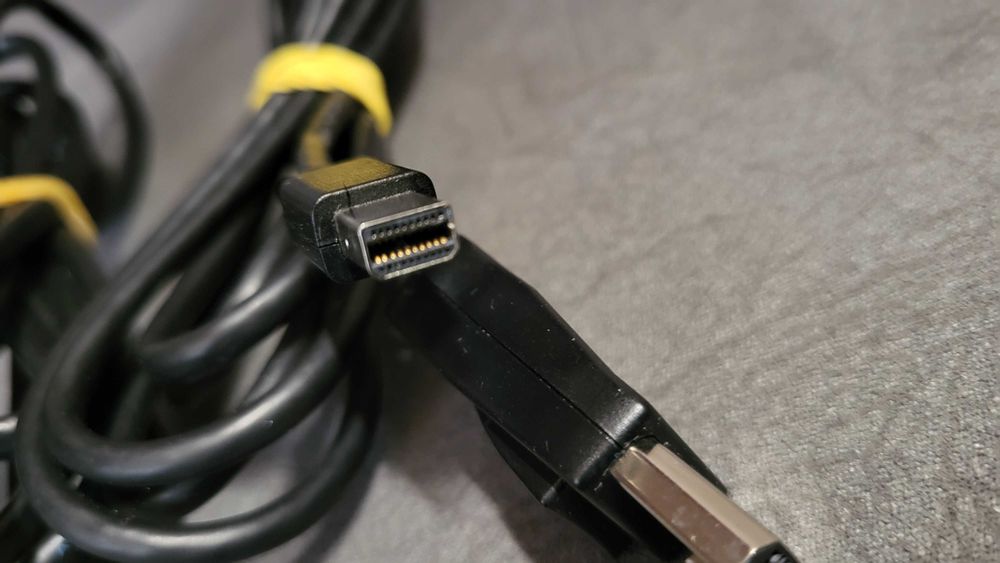 Cablu Displayport cu Mini Displayport