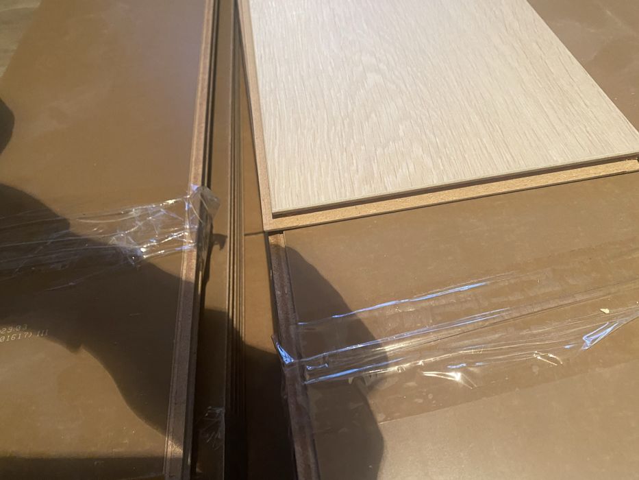 Продам Ламинат 55 кв.м