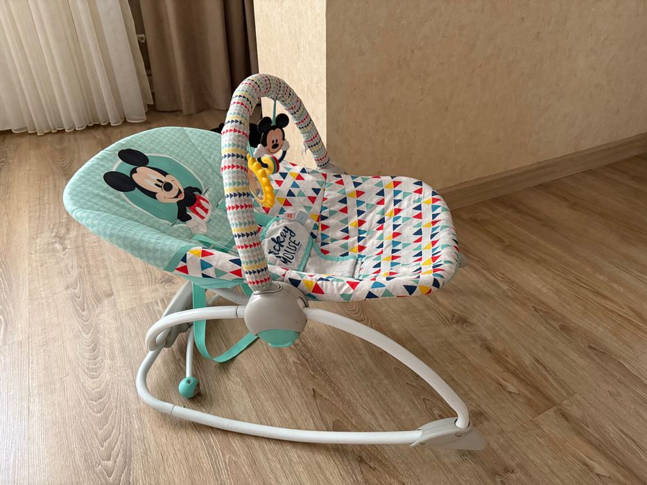 Кресло-шезлонг Bright Starts