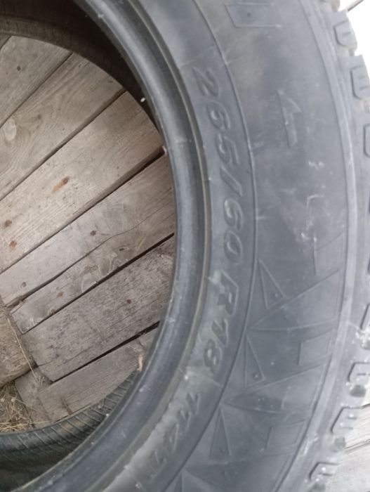 Продам покрышки R18