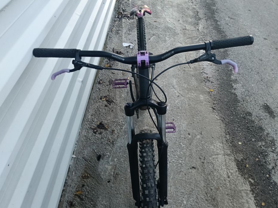 Vând bicicletă MTB 27.5