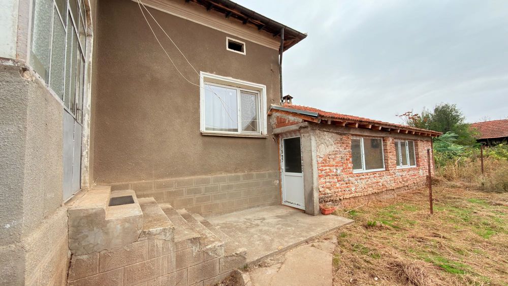 Продава се Къща в Мизия - 86 кв.м за 524 €/кв.м - Снимка #1