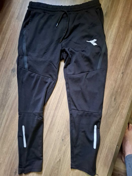 Тренировъчно долнище Диадора