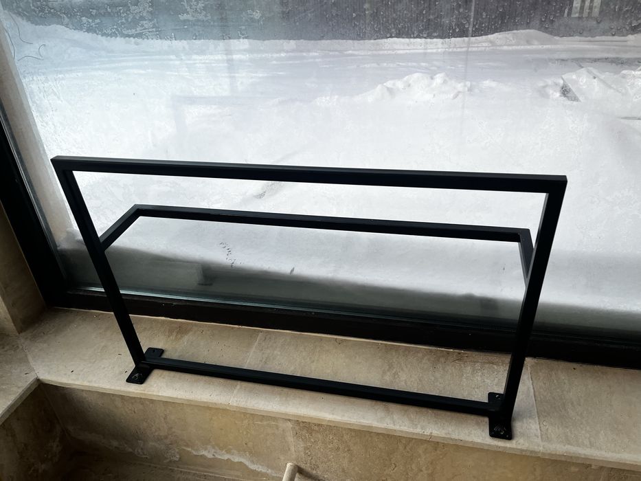 Настенные вешалки