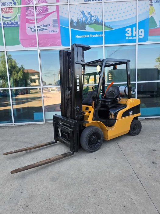 Motostivuitor Stivuitor Caterpillar 2500kg  4 functi hidraulice