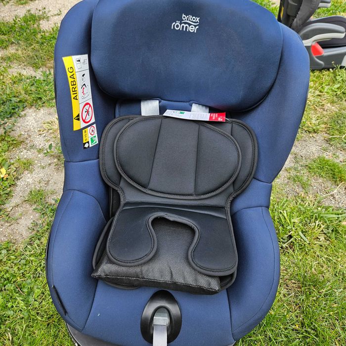 Vând scaun Britax Romer Dualfix M i-Size
