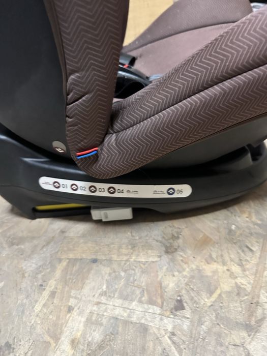 Scaun auto isofix