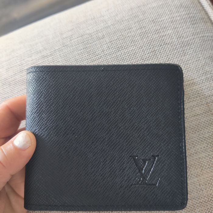Мъжки портфейл на Louis Vuitton