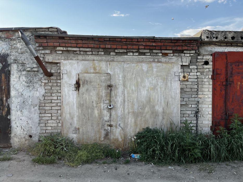 Продам гараж. Складская