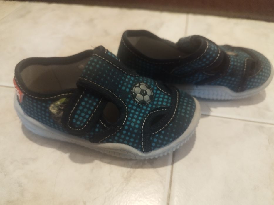 Пантофи Колев и Колев