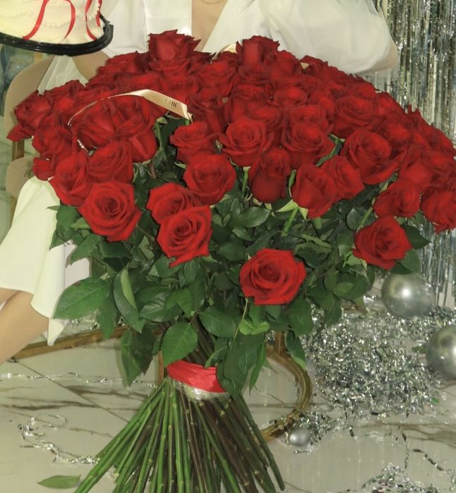 Продам 101 красную метровую розу