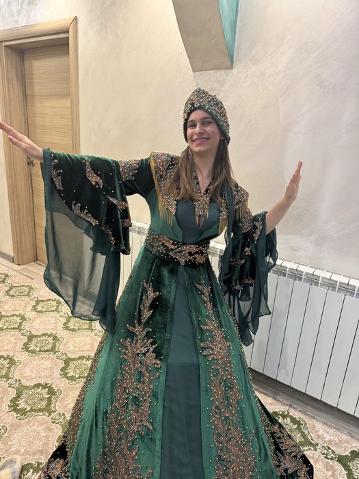 Носия за къна вечер
