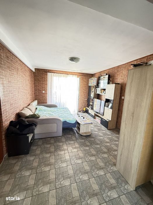 Apartament 3 camere , 69 MP, Parcare cu CF.