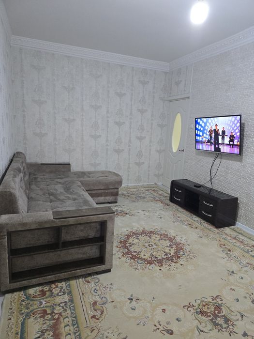 Ижарага уй.21 квартал 24 дом 1 этаж