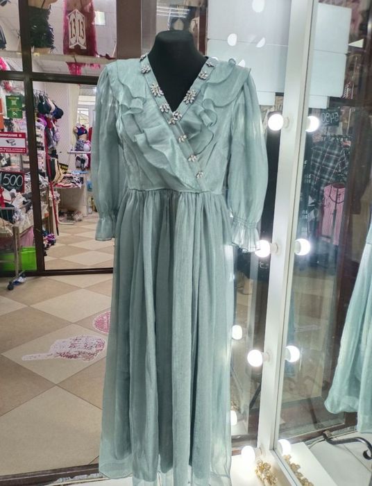 Платье вечернее 20000 тг, размер 46