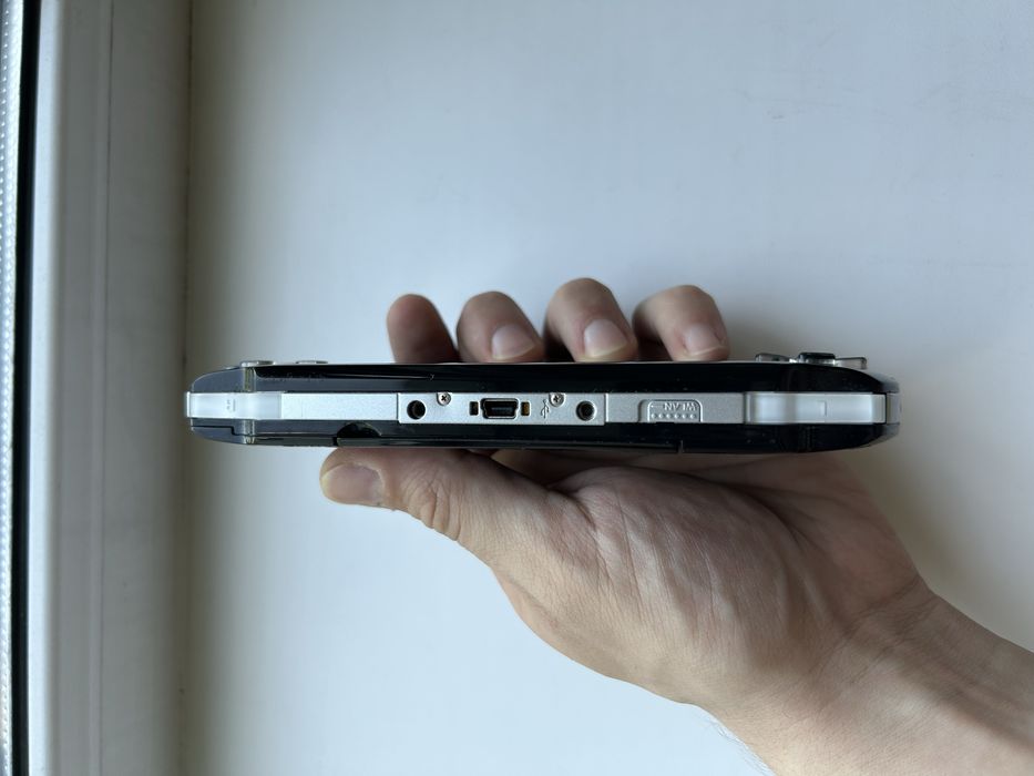 PSP 3000 32gb с играми